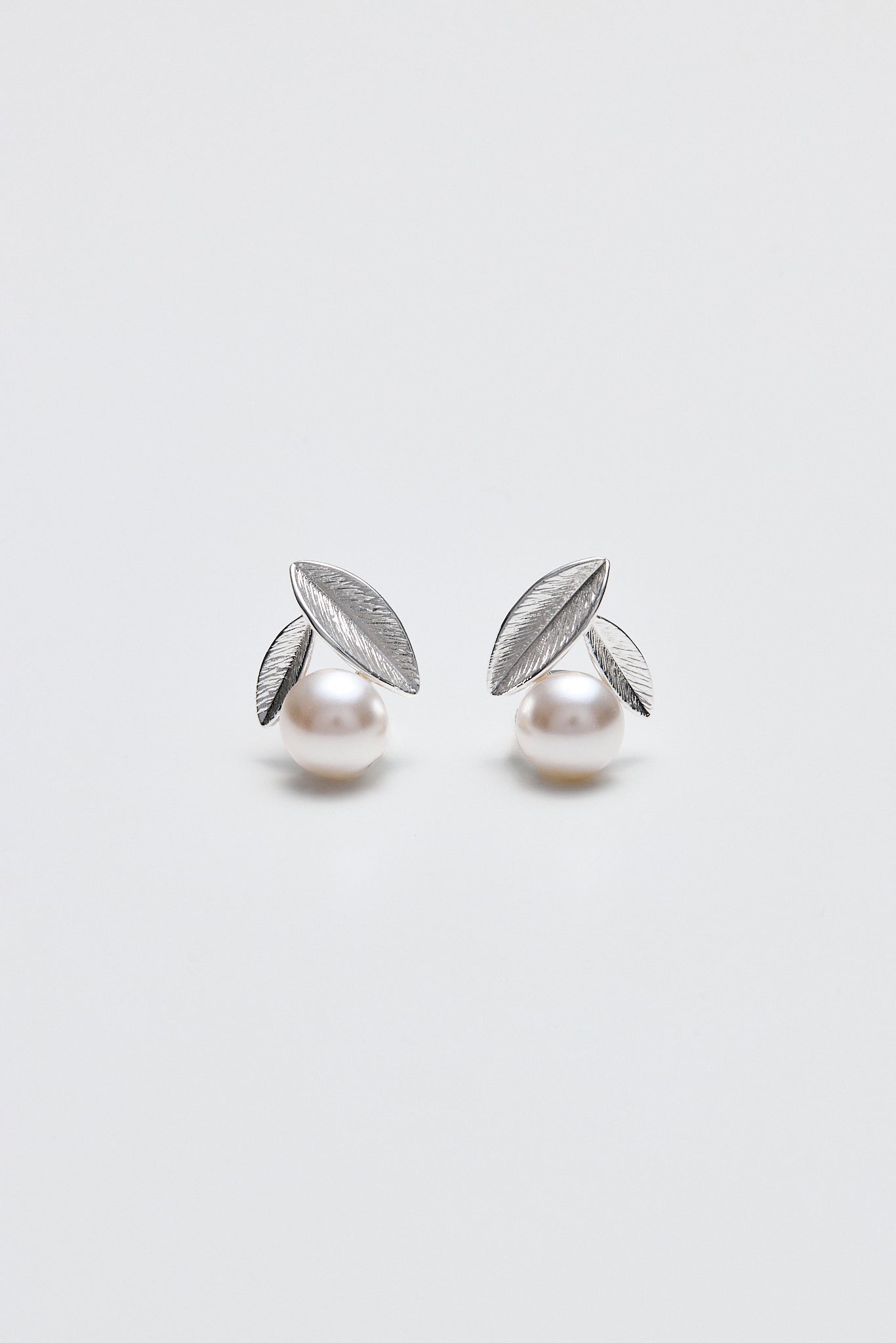 Lara & Ela | Leaves Of Grass Earrings - Lara & Ela