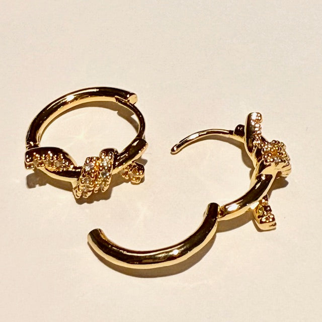 Lara & Ela I Let's Tango Gold Earrings