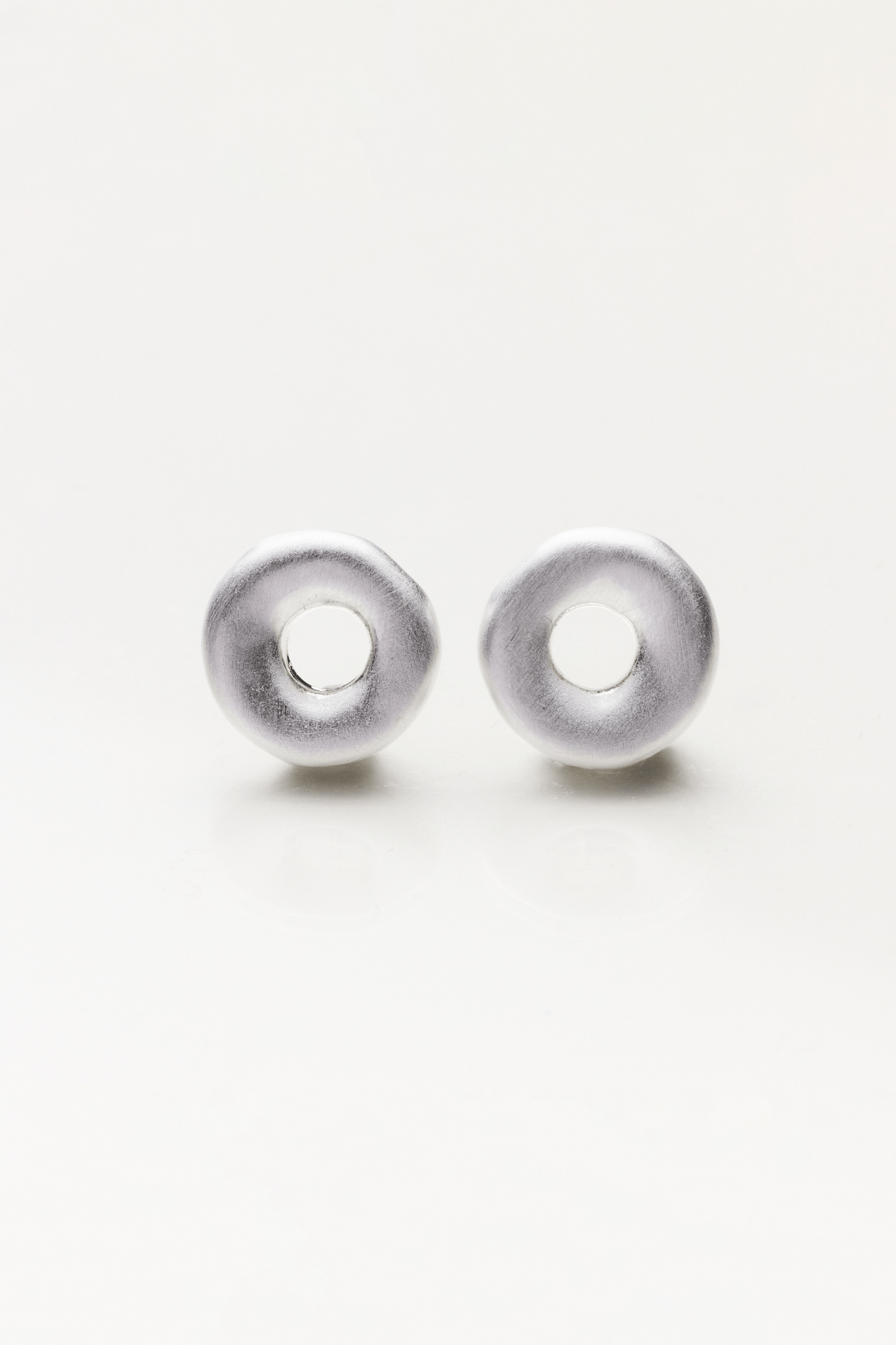 Lara & Ela | Love Makes The World Go Round Earrings - Lara & Ela