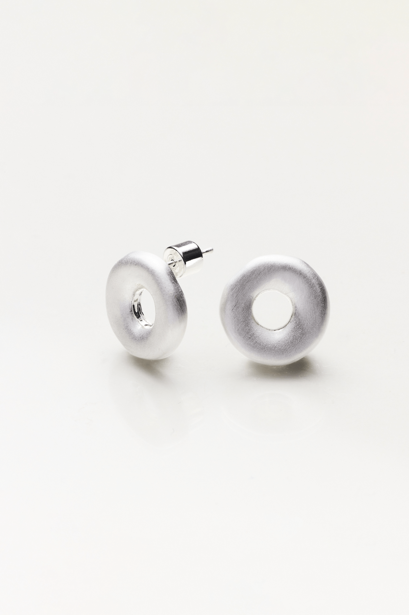 Lara & Ela | Love Makes The World Go Round Earrings - Lara & Ela