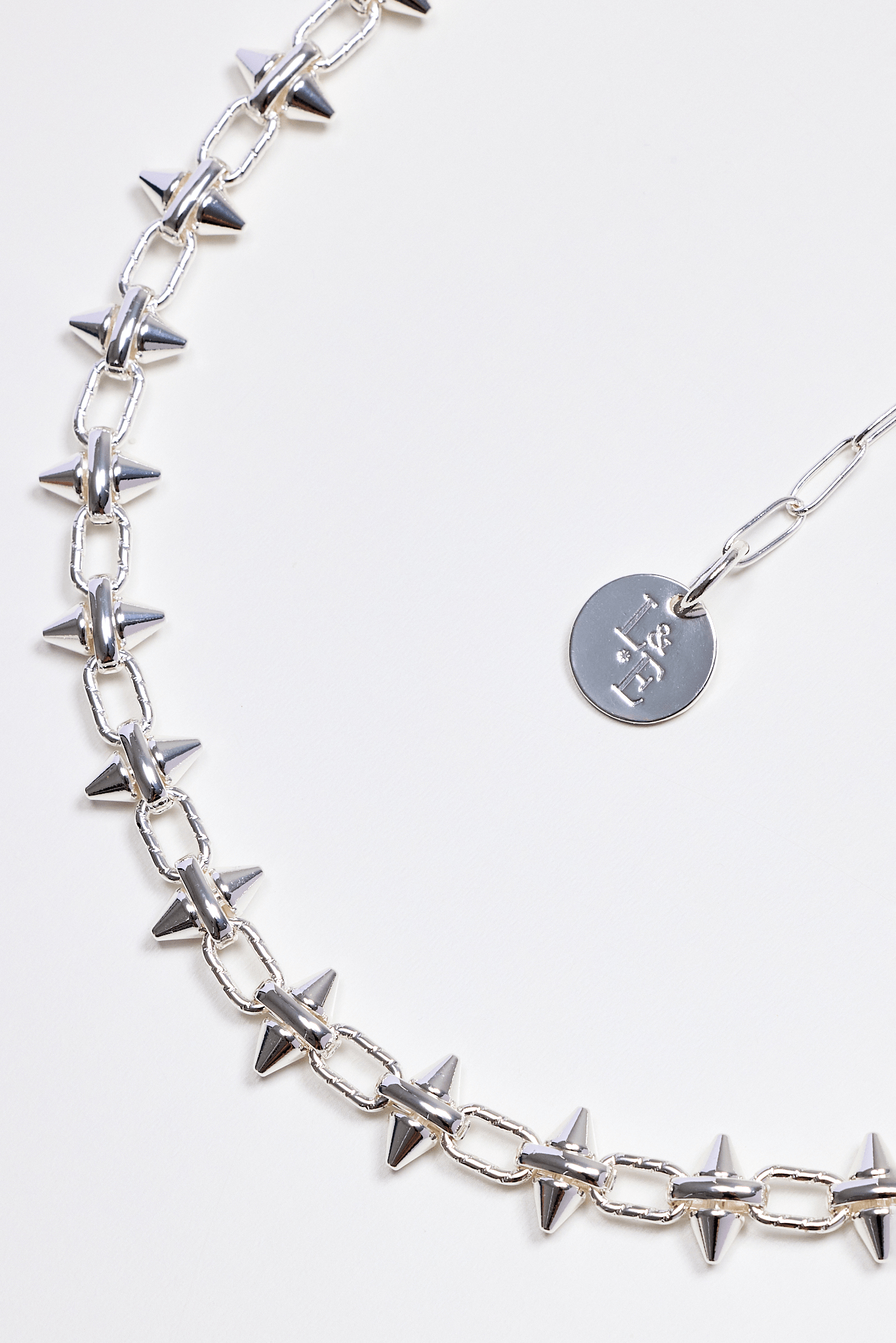 Lara & Ela | Madonna Necklace - Lara & Ela