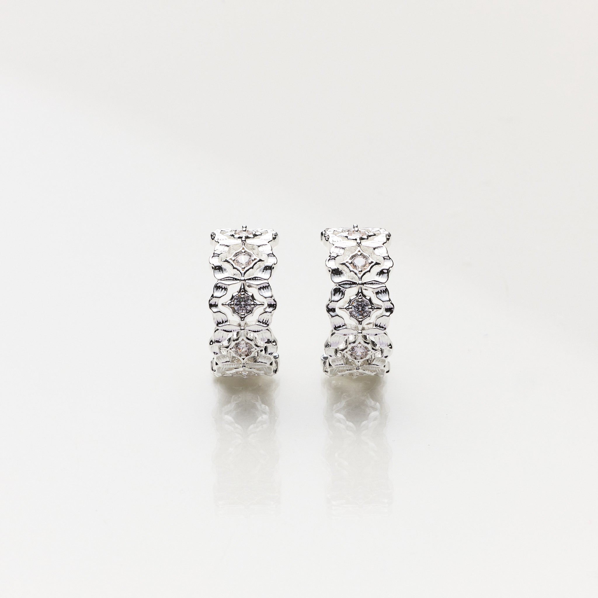 Lara & Ela | Misty Silver Earrings - Lara & Ela