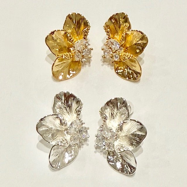 Lara & Ela | Mu Silver Earrings - Lara & Ela