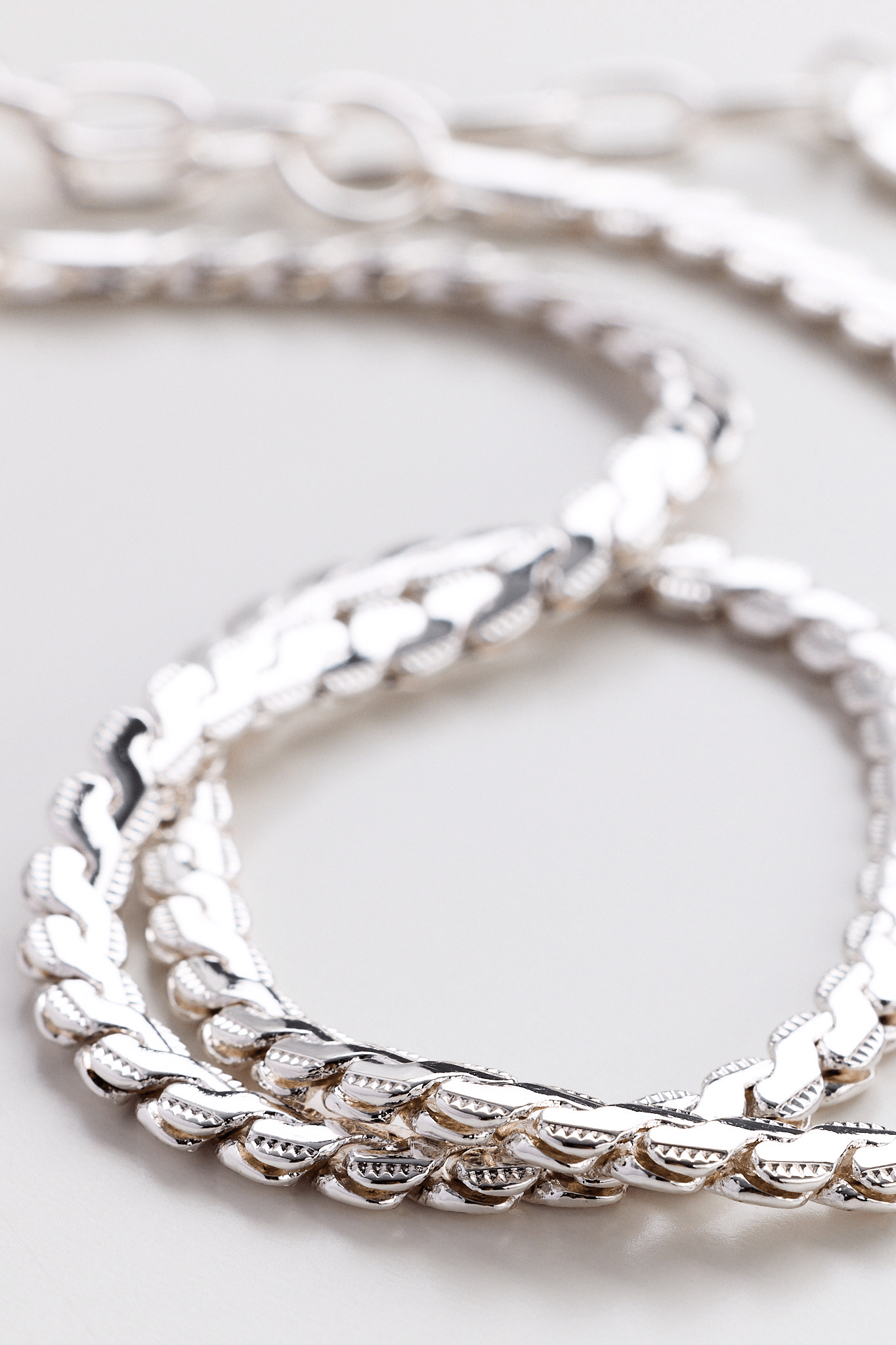 Lara & Ela | New York State Of Mind Necklace - Lara & Ela