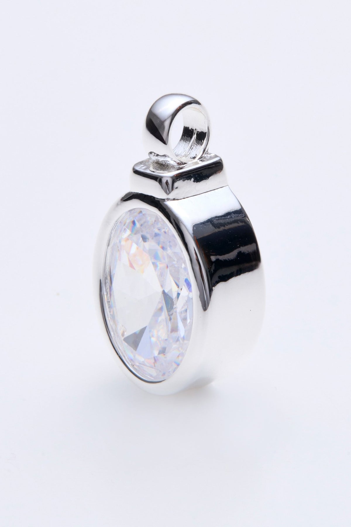 Lara & Ela | Goddess Choker Silver and Oval Pendant Silver