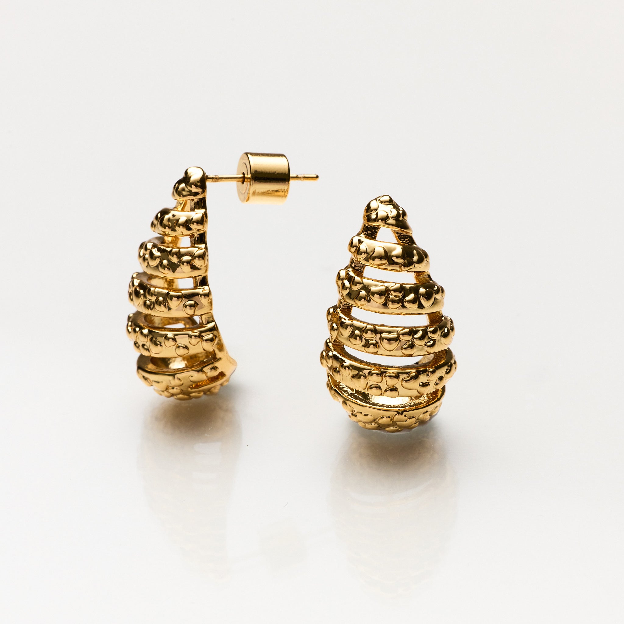 Lara & Ela | Queen B Gold Earrings - Lara & Ela