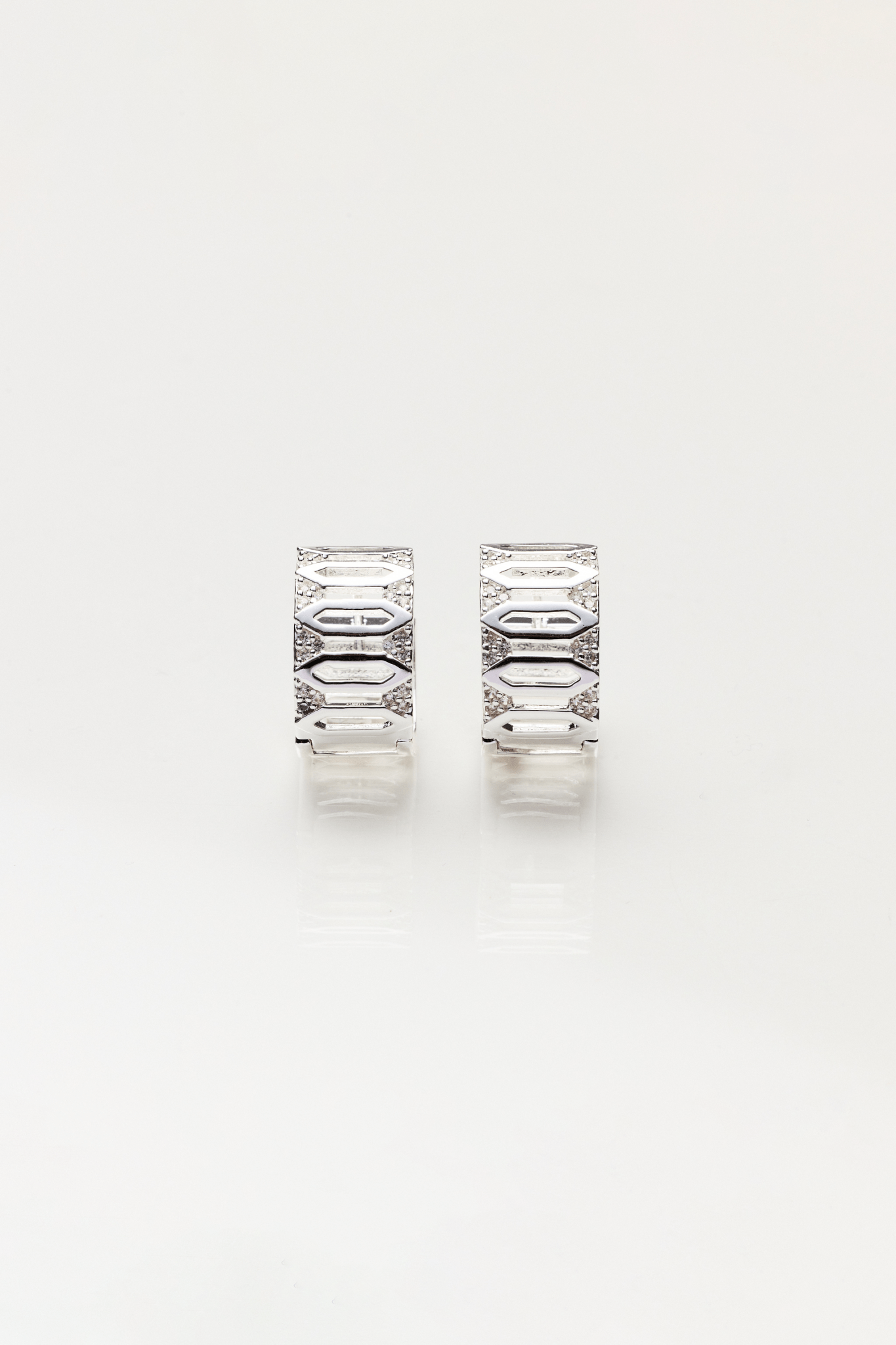 Lara & Ela I Ring Of Fire Earrings - Lara & Ela