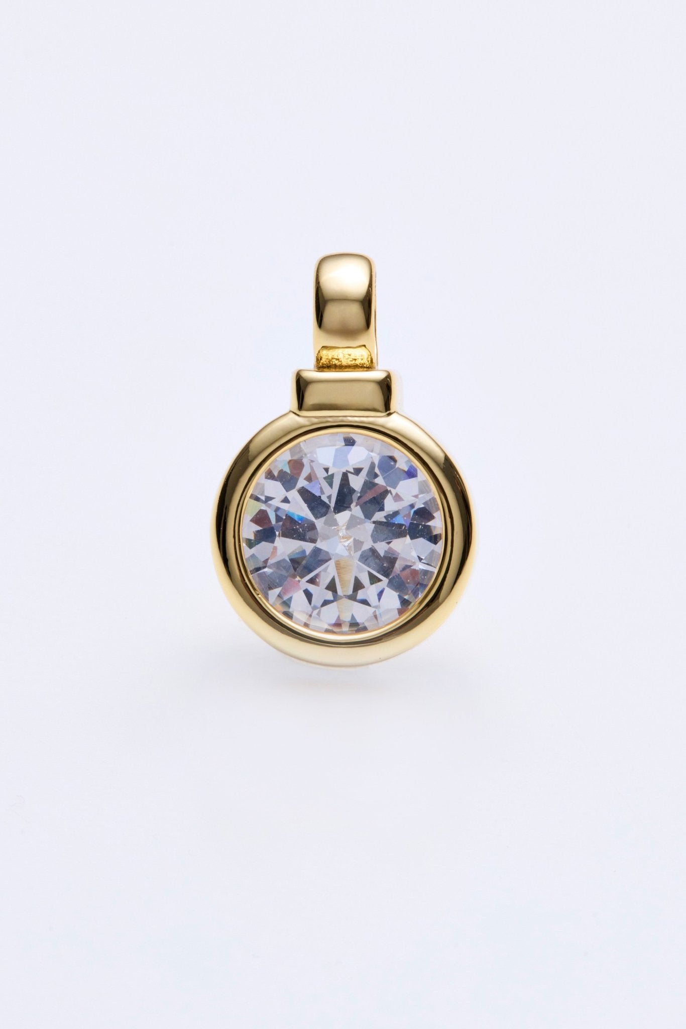 Lara & Ela | Round Bezel Pendant - Lara & Ela