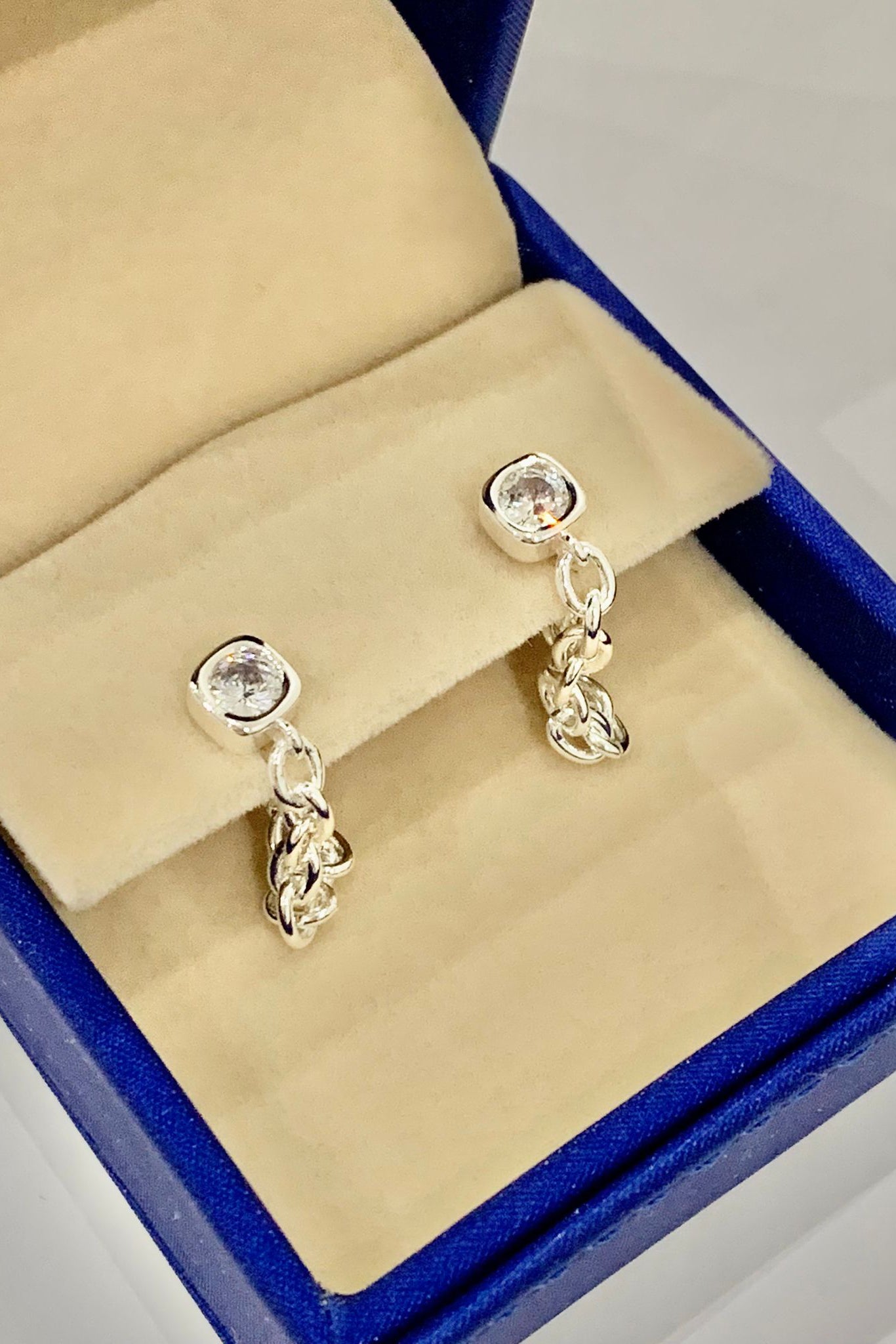 Lara & Ela | Shan Earrings - Lara & Ela
