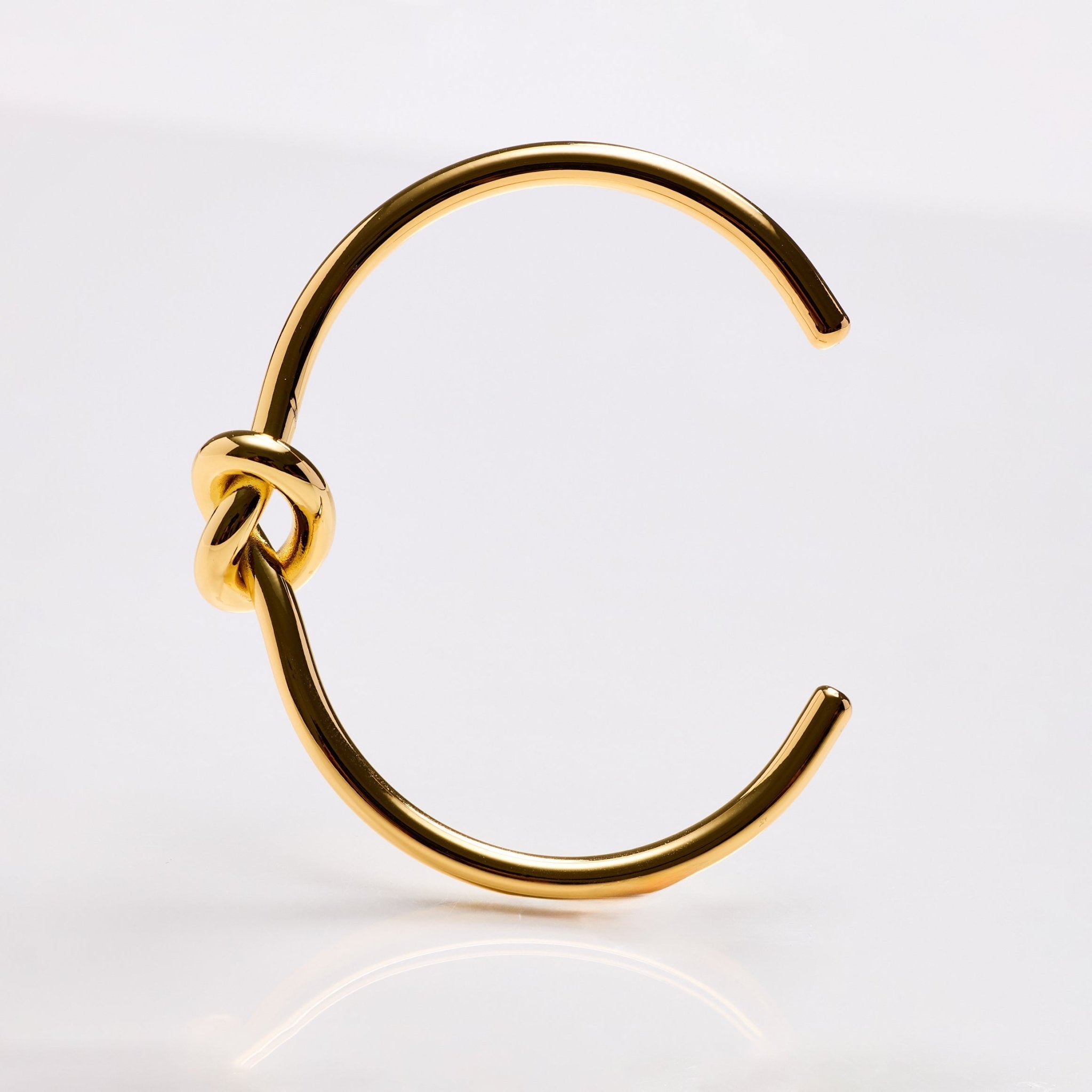 Lara & Ela | Whitney Gold Bangle - Lara & Ela